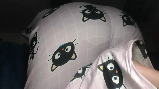 Snapshot of prettyangelsquirt chatting on 02-15-26, 08:19 prettyangelsquirt online show from 02-15-26, 08:19