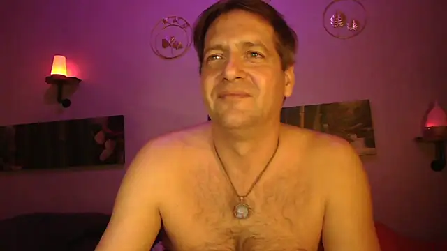 Snapshot of matrikes1 chatting on 01-28-25, 10:23 matrikes1 online show from 01-28-25, 10:23