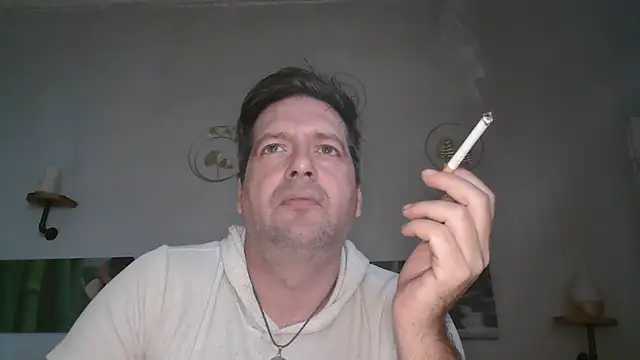 Snapshot of matrikes1 chatting on 02-02-25, 12:24 matrikes1 online show from 02-02-25, 12:24