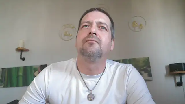 Snapshot of matrikes1 chatting on 03-02-25, 11:30 matrikes1 online show from 03-02-25, 11:30