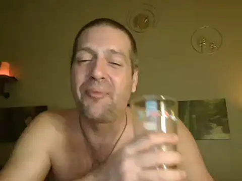 Snapshot of matrikes1 chatting on 02-12-25, 10:26 matrikes1 online show from 02-12-25, 10:26
