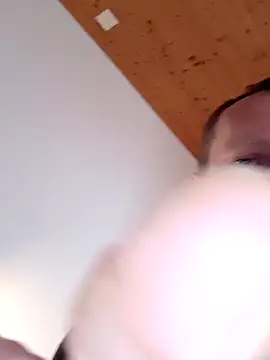 Kw8585kw online show from 02-14-26, 03:34