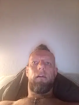 Kw8585kw online show from 04-10-26, 01:56