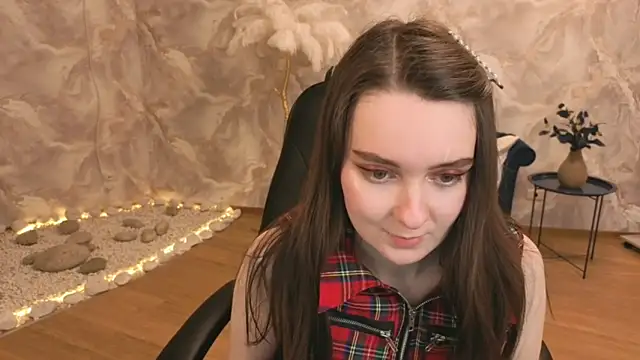 Snapshot of CloudGrace chatting on 02-05-26, 03:13 CloudGrace online show from 02-05-26, 03:13