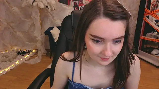 CloudGrace online show from 10-29-25, 06:18