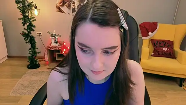 CloudGrace online show from 12-19-25, 03:21