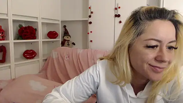 spell of love online show from 01-31-26, 07:12