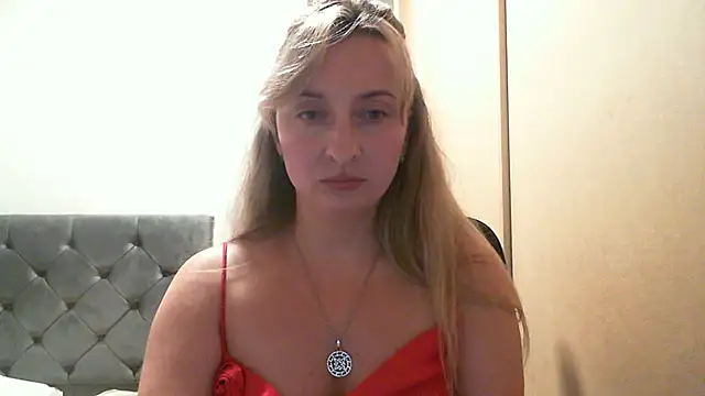 SusanCurt online show from 11-07-25, 07:40