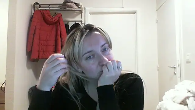 SusanCurt online show from 12-01-25, 10:38