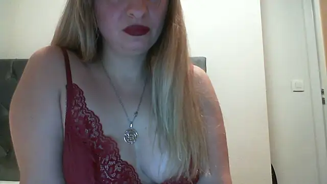 SusanCurt online show from 11-26-25, 07:03