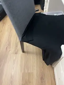 Snapshot of Mindnorthcam2 chatting on 10-18-25, 06:54 Mindnorthcam2 online show from 10-18-25, 06:54