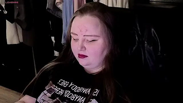 Snapshot of EMMA__CONNOR chatting on 11-07-25, 10:57 EMMA CONNOR online show from 11-07-25, 10:57