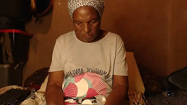 NaughtyGranny online show from 02-09-25, 07:52