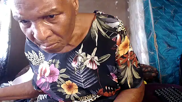 NaughtyGranny online show from 04-06-26, 01:23