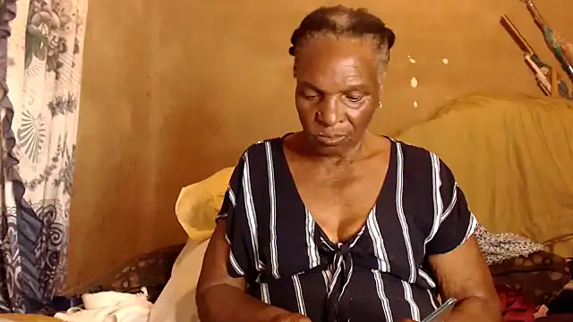 NaughtyGranny online show from 01-15-26, 06:00