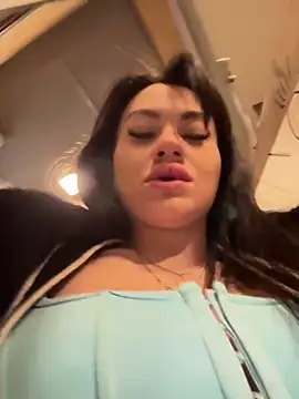 Wet  Bunny online show from 02-18-25, 06:37