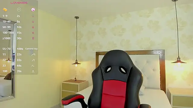 clarisKlein online show from 10-18-25, 04:03