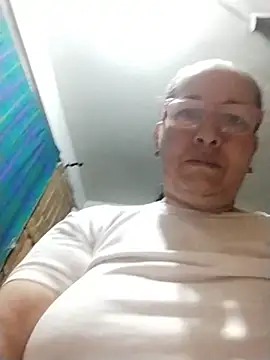Snapshot of LaGochis07 chatting on 07-29-26, 01:10 LaGochis07 online show from 07-29-26, 01:10