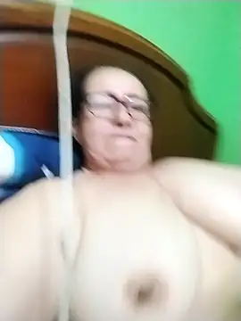 LaGochis07 online show from 09-10-25, 12:31