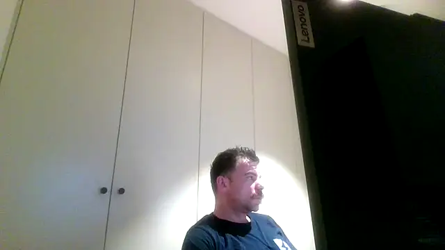 Snapshot of mrbigballs chatting on 10-14-25, 04:35 mrbigballs online show from 10-14-25, 04:35