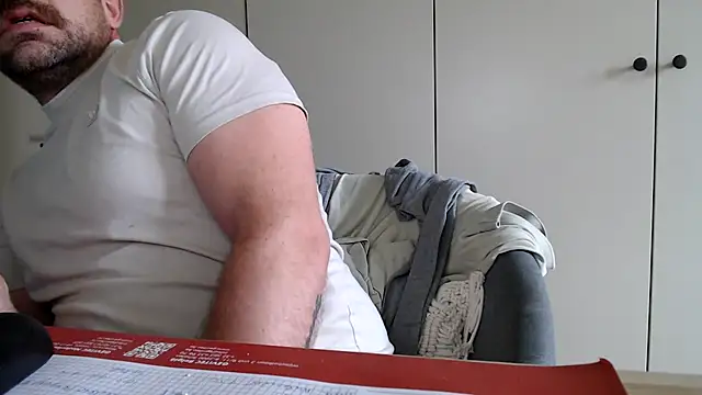 Snapshot of mrbigballs chatting on 05-08-26, 06:50 mrbigballs online show from 05-08-26, 06:50