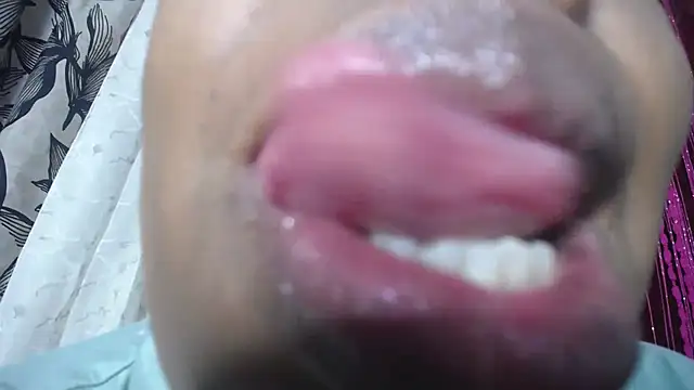 crystalbxx online show from 07-12-26, 08:20