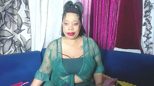 crystalbxx online show from 07-28-26, 07:39