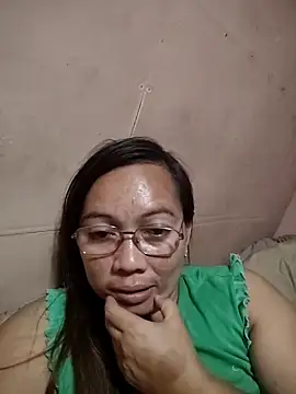 Snapshot of asianwet4u chatting on 03-15-25, 06:32 asianwet4u online show from 03-15-25, 06:32
