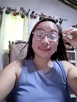 asianwet4u online show from 12-18-25, 02:05