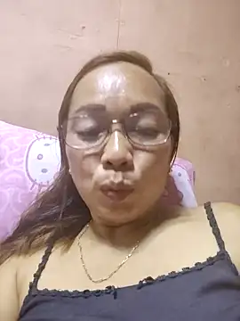 Snapshot of asianwet4u chatting on 09-21-25, 02:06 asianwet4u online show from 09-21-25, 02:06