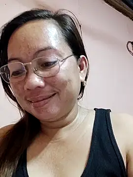 Snapshot of asianwet4u chatting on 03-08-25, 11:07 asianwet4u online show from 03-08-25, 11:07