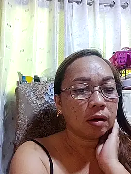 Snapshot of asianwet4u chatting on 10-16-25, 01:36 asianwet4u online show from 10-16-25, 01:36