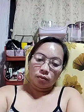 Snapshot of asianwet4u chatting on 03-17-25, 04:01 asianwet4u online show from 03-17-25, 04:01
