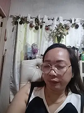 asianwet4u online show from 07-12-26, 12:11