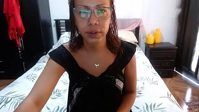 Snapshot of sensual_nataliee chatting on 10-08-25, 01:34 sensual nataliee online show from 10-08-25, 01:34