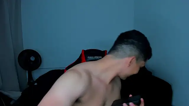 tanner hard  online show from 03-07-25, 01:31