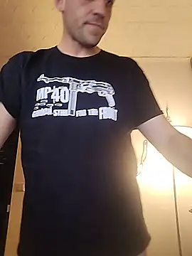 Codymc89 online show from 10-28-25, 07:02