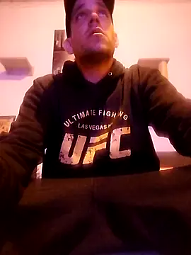 Codymc89 online show from 10-21-25, 08:19