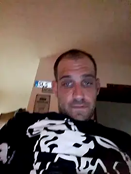 Snapshot of Codymc89 chatting on 05-04-26, 02:31 Codymc89 online show from 05-04-26, 02:31