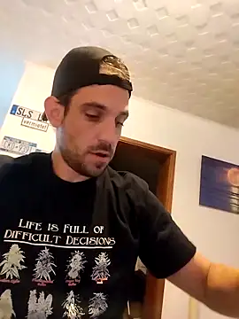 Codymc89 online show from 09-26-25, 06:59
