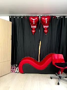 Snapshot of Alimela chatting on 10-10-25, 06:25 Alimela online show from 10-10-25, 06:25