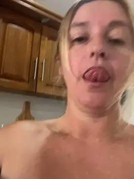 moniquerainx online show from 03-03-26, 03:08