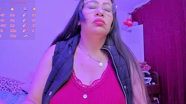 esmeralda milf online show from 09-22-25, 11:05