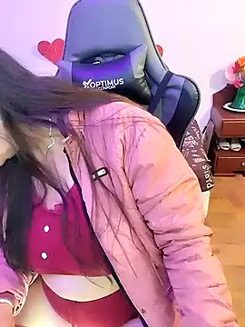 Snapshot of esmeralda_milf chatting on 02-25-26, 08:19 esmeralda milf online show from 02-25-26, 08:19