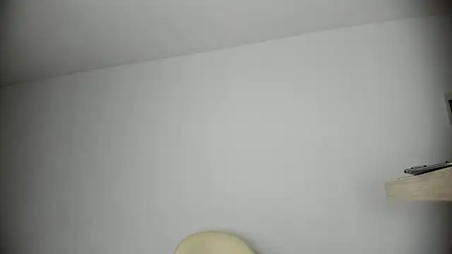 SARA TS FOX online show from 01-09-26, 01:12