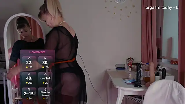 Snapshot of JuliaVilnet chatting on 02-24-25, 05:11 JuliaVilnet online show from 02-24-25, 05:11