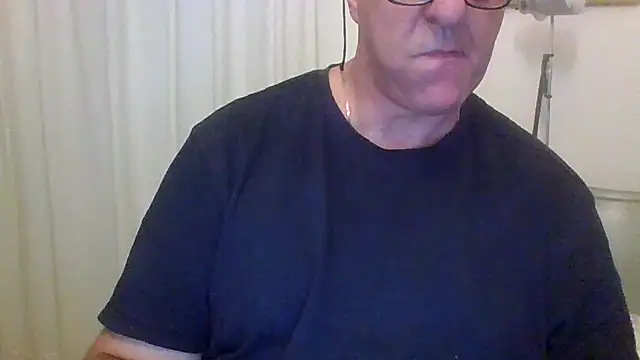 Snapshot of ANONIMO7735 chatting on 09-19-25, 05:06 ANONIMO7735 online show from 09-19-25, 05:06