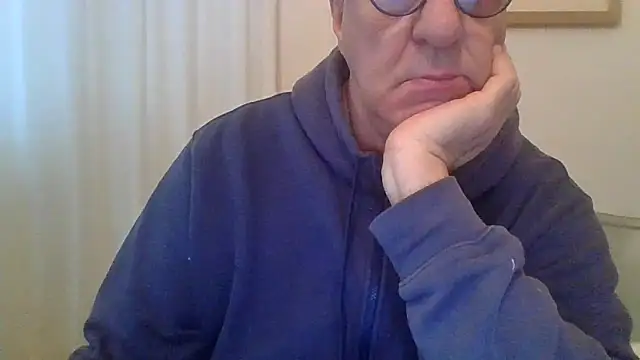 Snapshot of ANONIMO7735 chatting on 02-17-26, 06:33 ANONIMO7735 online show from 02-17-26, 06:33