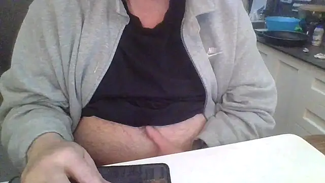 ANONIMO7735 online show from 04-12-26, 10:29