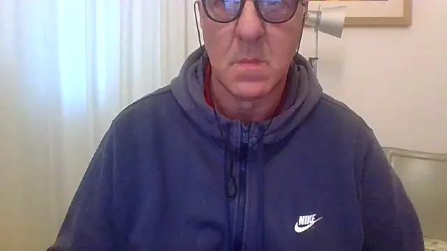 Snapshot of ANONIMO7735 chatting on 04-30-26, 04:03 ANONIMO7735 online show from 04-30-26, 04:03